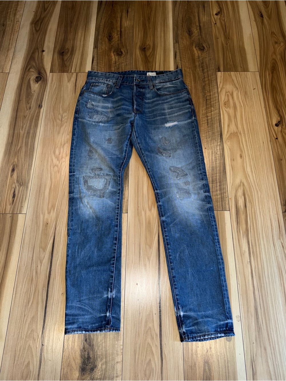 G-Star Men's Blue Distressed Slim Jeans. 32/34